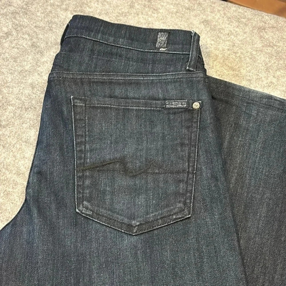 7 for all Mankind, the Slimmy. Size 32. Dark Wash. - Picture 8 of 12